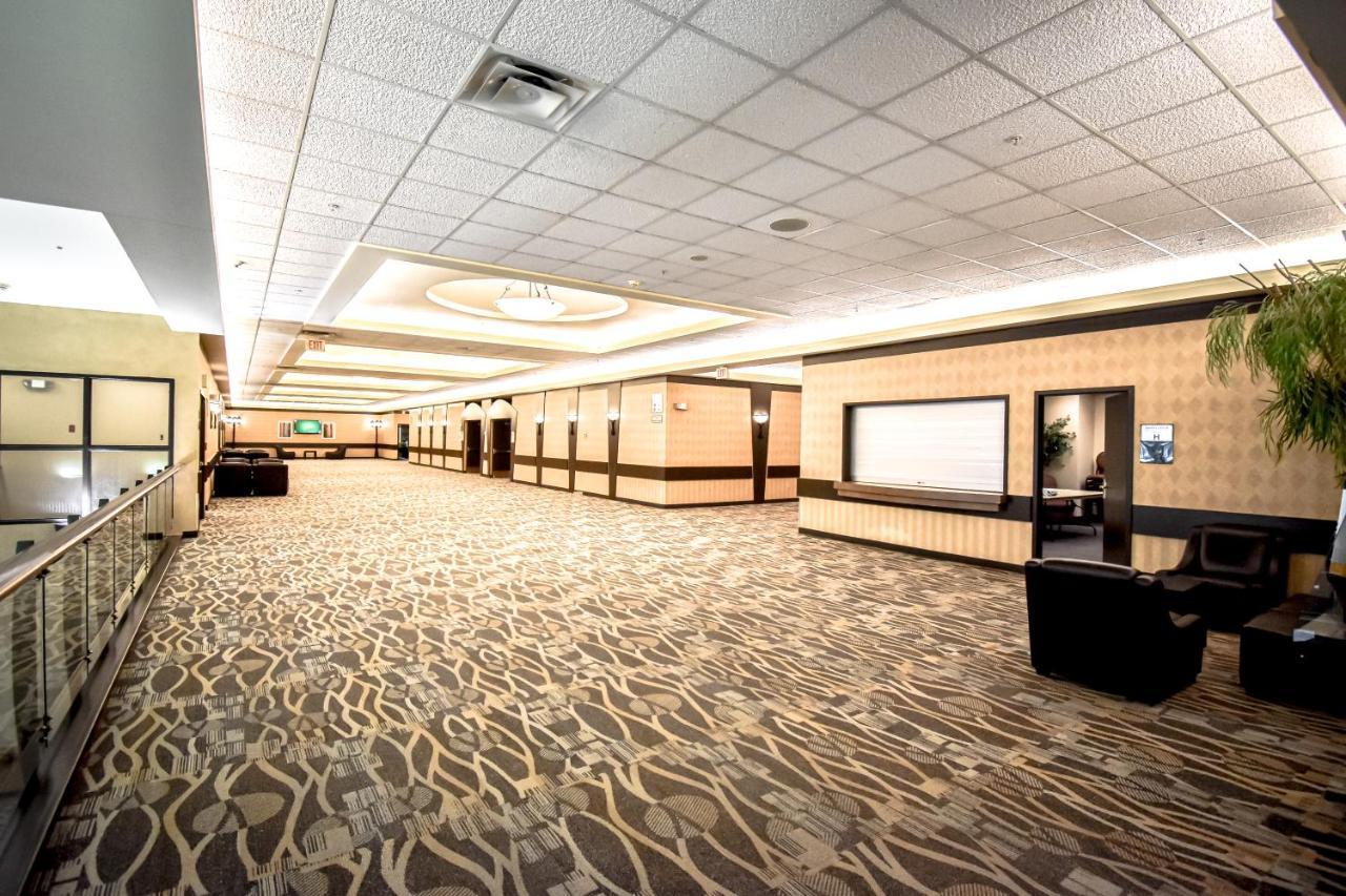 Canad Inns Destination Centre Club Regent Casino Hotel Winnipeg Zewnętrze zdjęcie