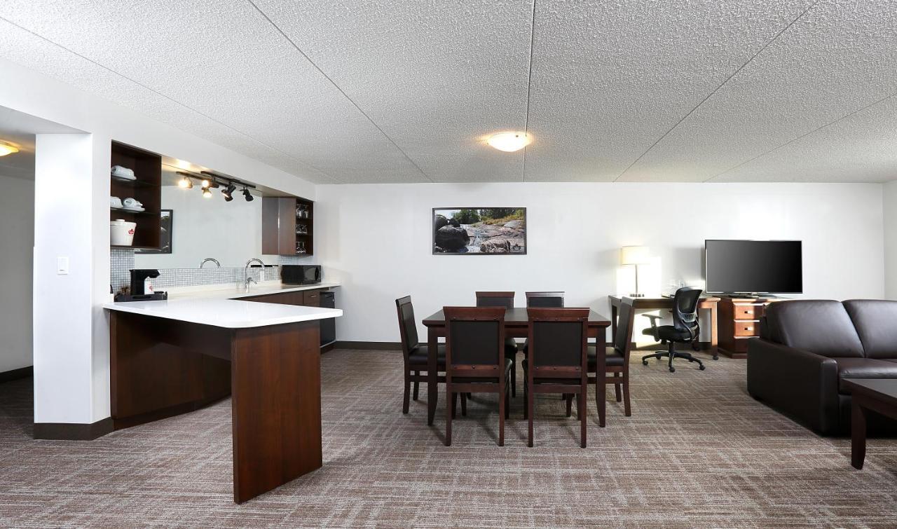 Canad Inns Destination Centre Club Regent Casino Hotel Winnipeg Zewnętrze zdjęcie